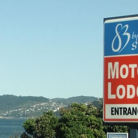 83 By The Sea Motor Lodge Lower Hutt Exterior foto